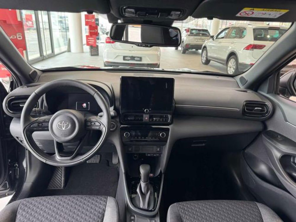 Toyota Yaris Cross nuova a Padova (7)