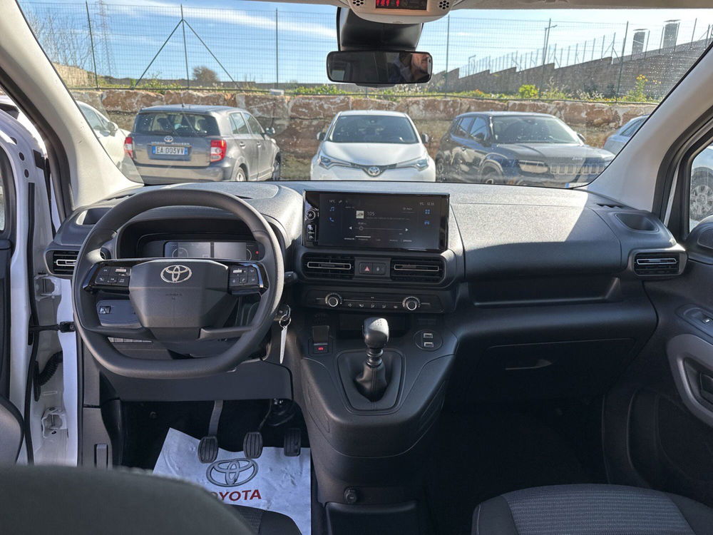 Toyota Proace City Verso nuova a Ragusa (9)