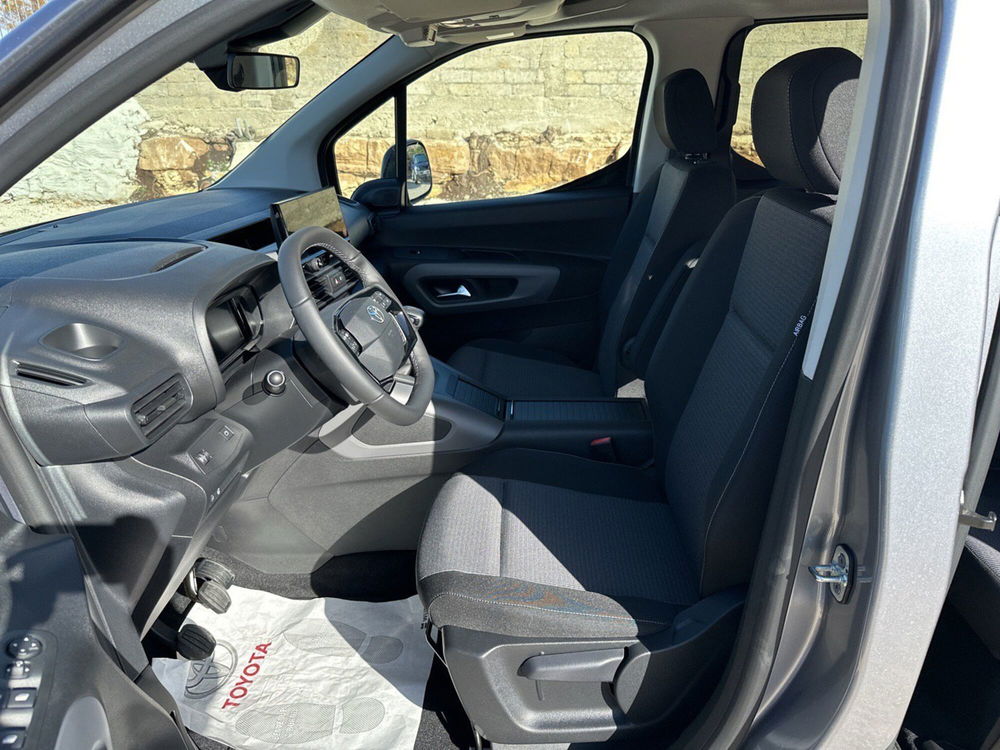 Toyota Proace City Verso nuova a Ragusa (8)