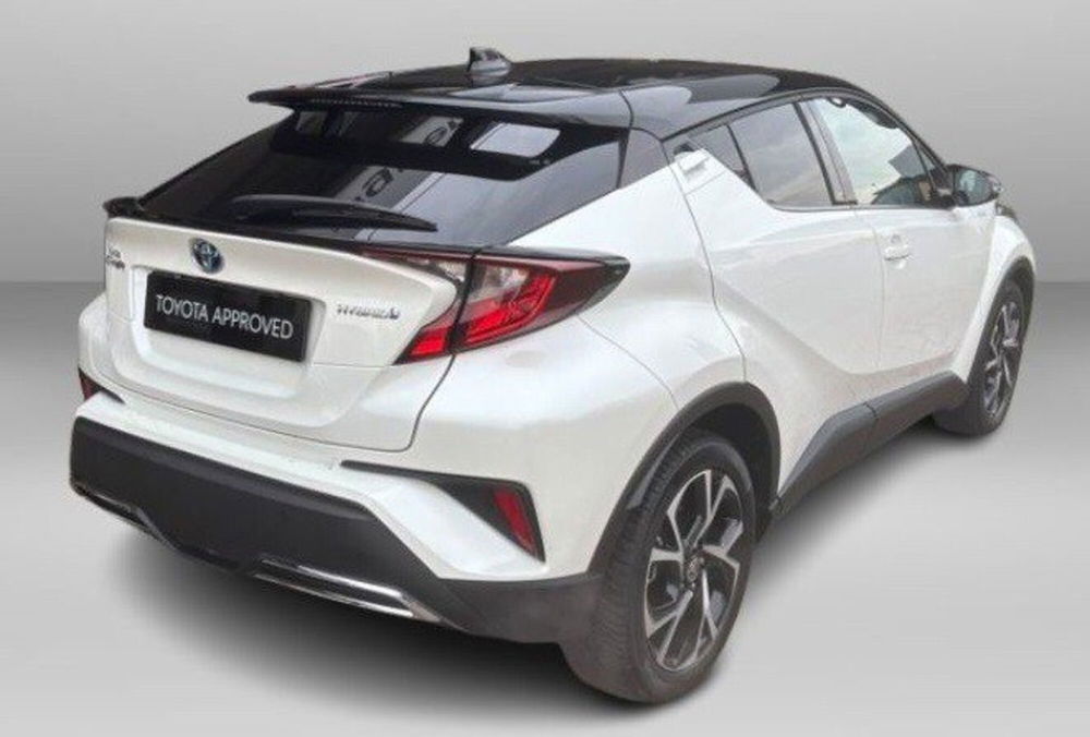 Toyota Toyota C-HR usata a Lecco (7)