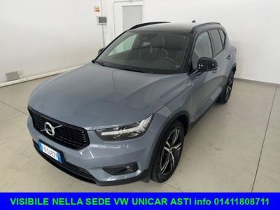 Volvo XC40 D4 AWD Geartronic R-design  del 2019 usata a Alba