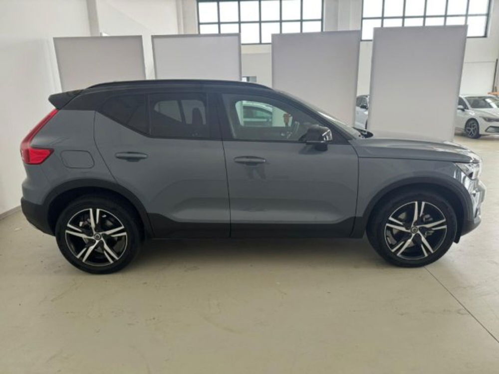 Volvo XC40 usata a Cuneo (8)