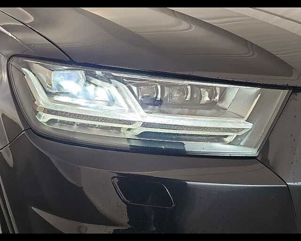 Audi Q7 usata a Roma (12)