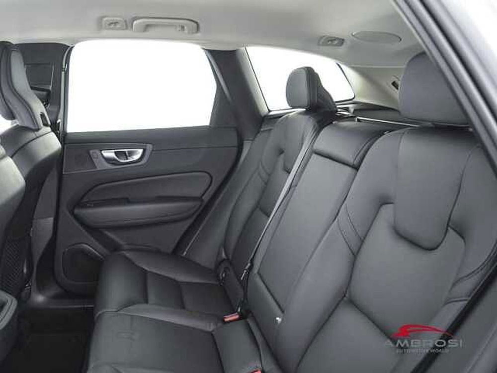 Volvo XC60 usata a Viterbo (10)