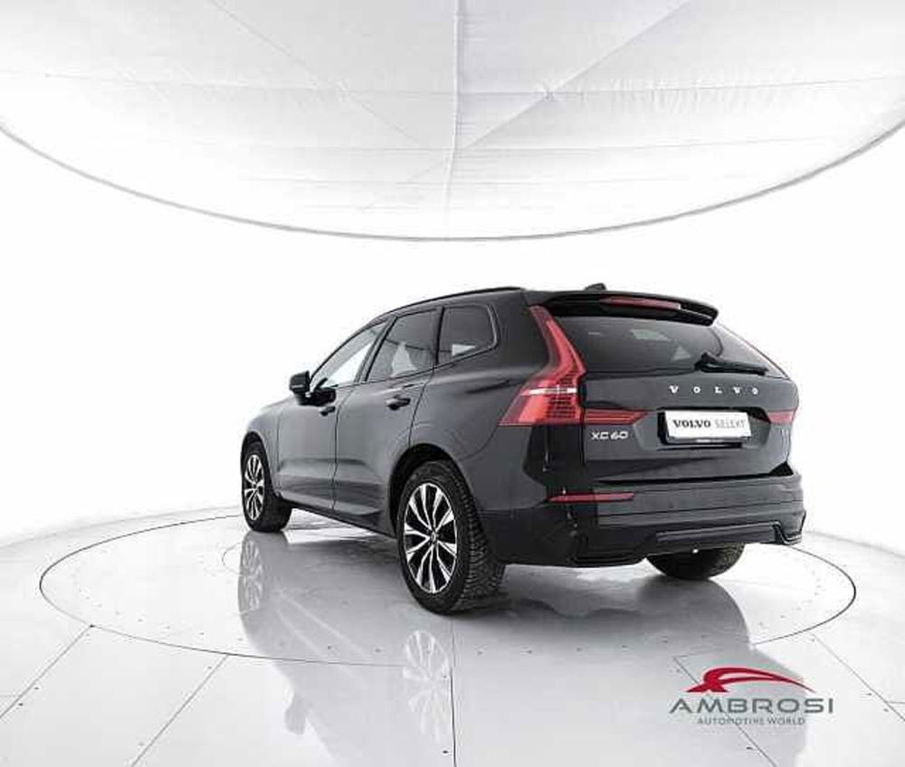 Volvo XC60 usata a Viterbo (4)