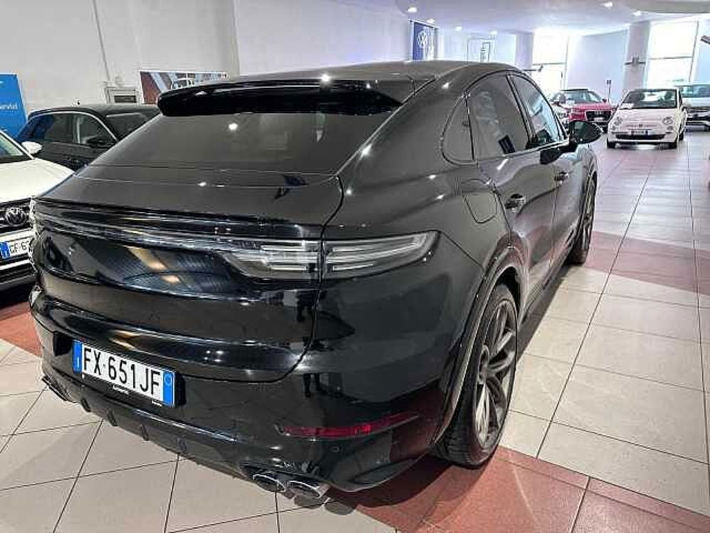 Porsche Cayenne Coupé usata a Genova (13)