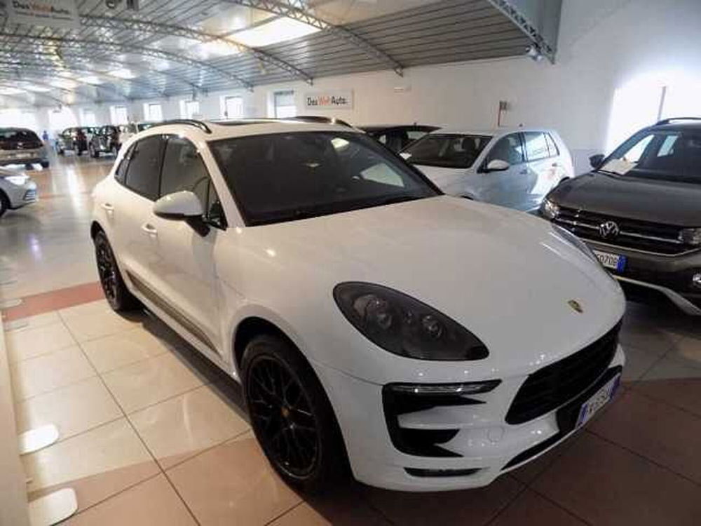 Porsche Macan usata a Genova (6)