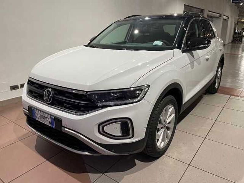 Volkswagen T-Roc 1.0 tsi Edition 110cv nuova a Genova