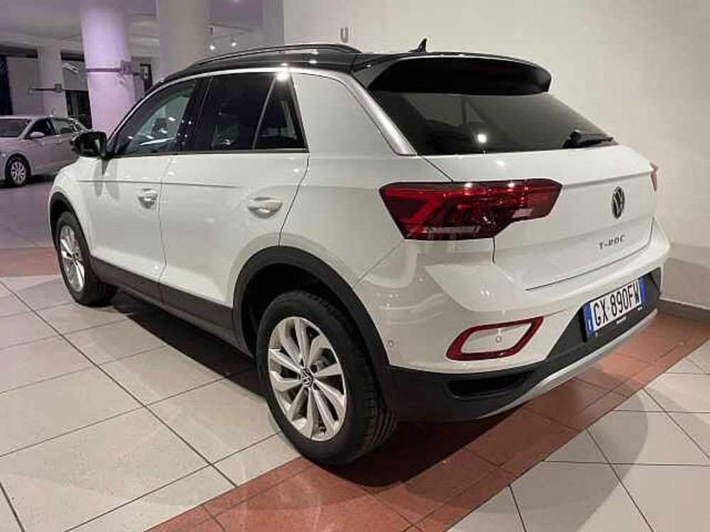 Volkswagen T-Roc nuova a Genova (3)