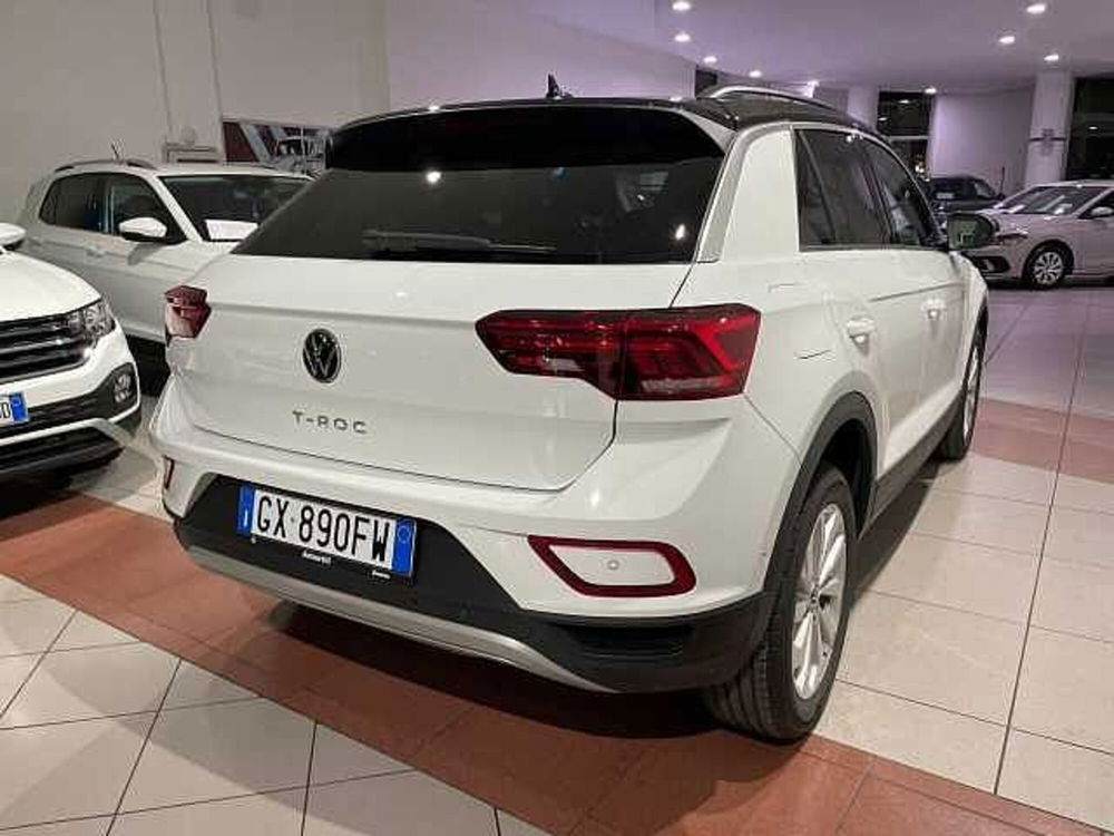 Volkswagen T-Roc nuova a Genova (5)