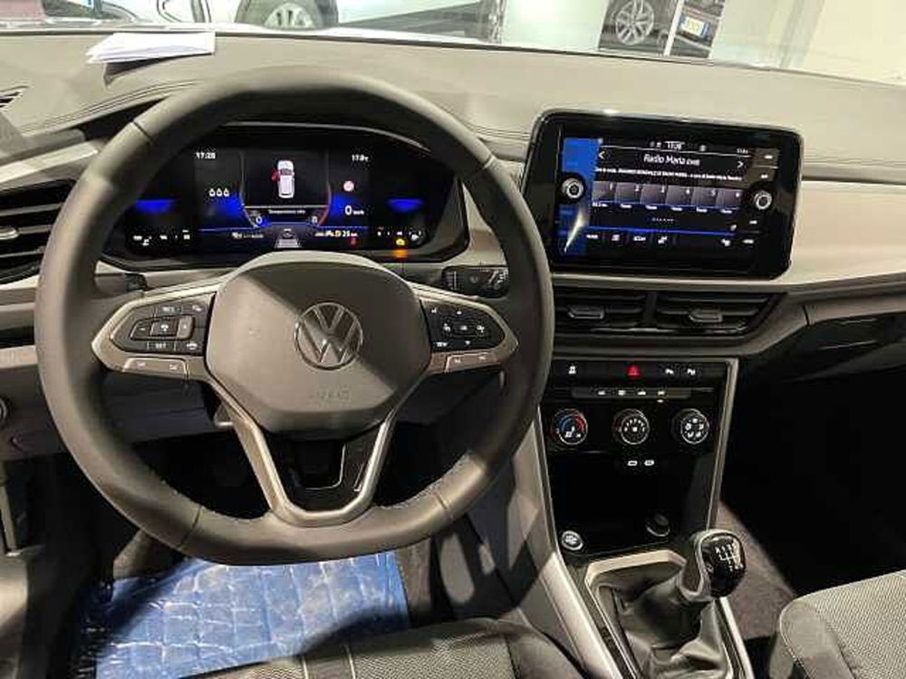 Volkswagen T-Roc nuova a Genova (11)