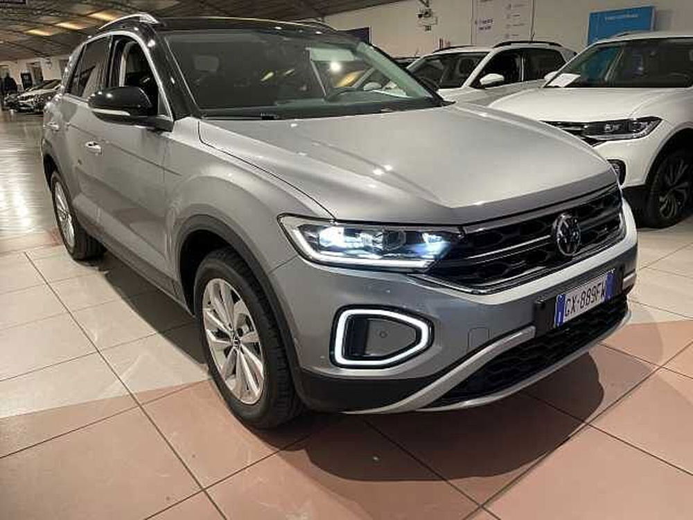 Volkswagen T-Roc nuova a Genova (7)