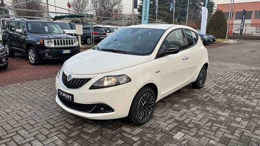 Lancia Ypsilon usata a Milano