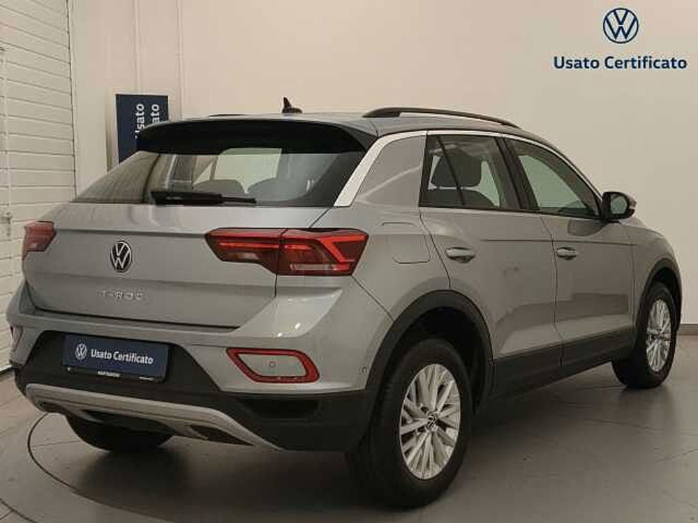 Volkswagen T-Roc nuova a Varese (5)