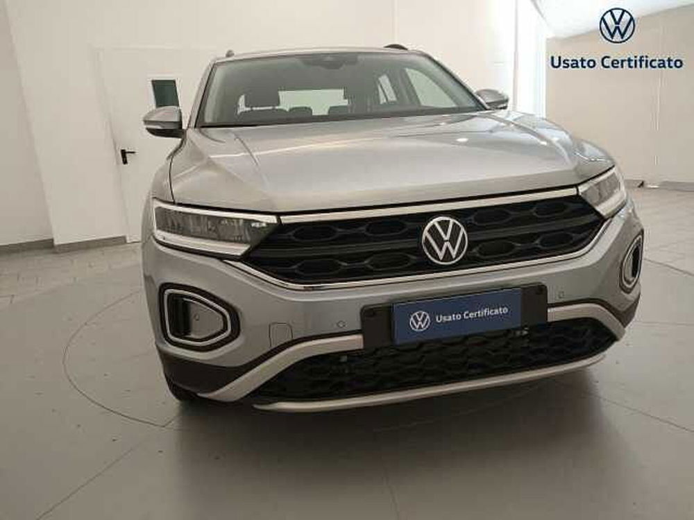 Volkswagen T-Roc nuova a Varese (6)