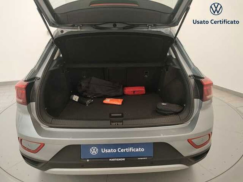 Volkswagen T-Roc nuova a Varese (9)