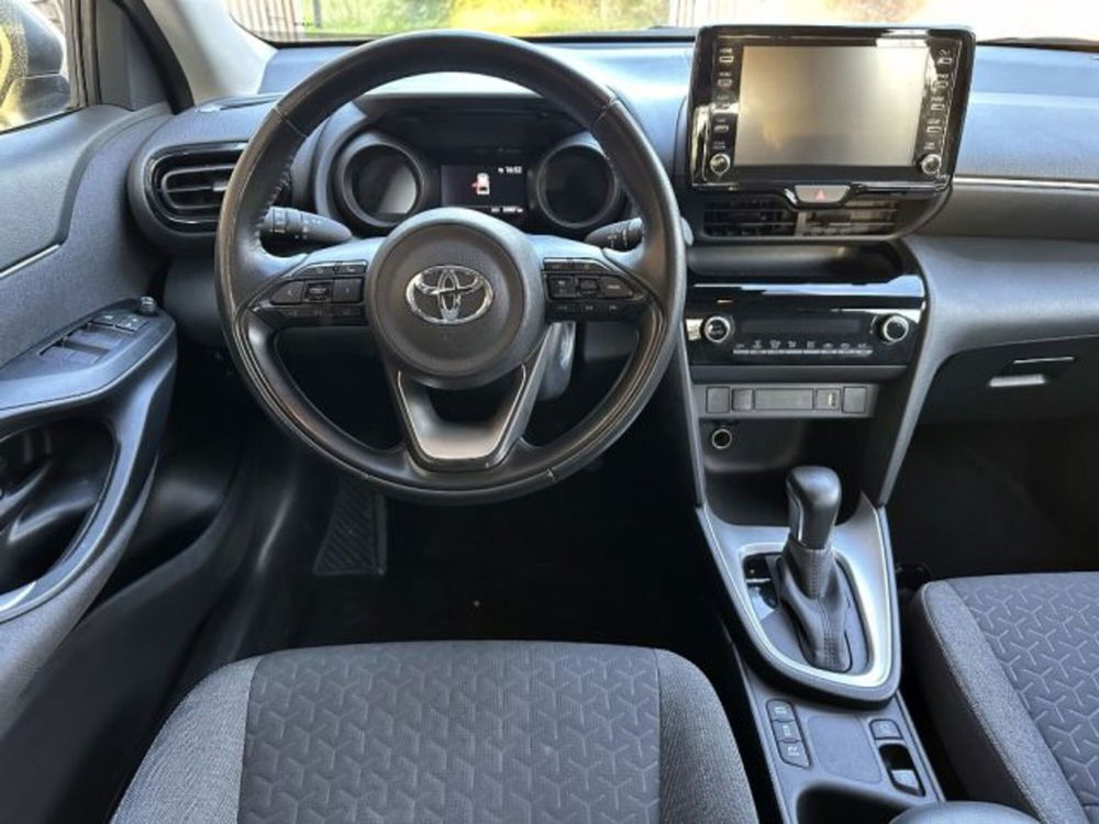 Toyota Yaris Cross usata a Roma (11)