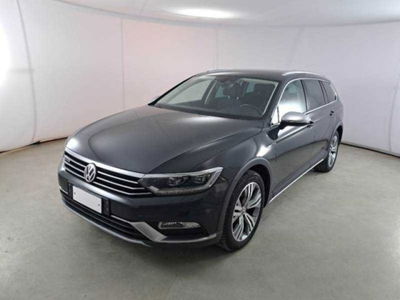 Volkswagen Passat Variant Alltrack 2.0 TDI 190 CV 4MOTION DSG BMT  del 2018 usata a Castenaso