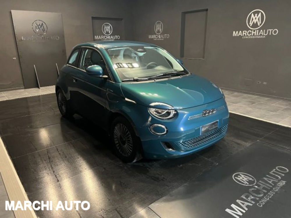 Fiat 500e nuova a Perugia (3)