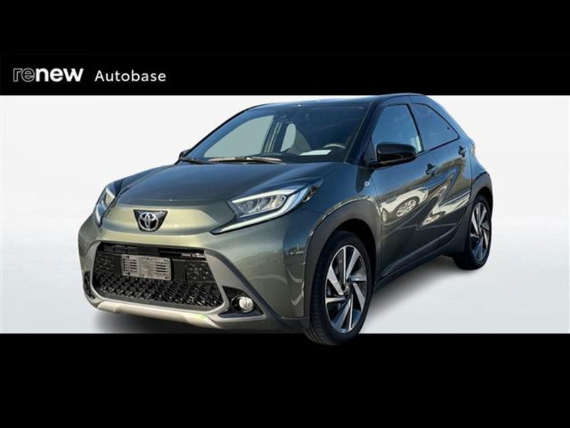 Toyota Aygo X 1.0 Lounge 72cv del 2022 usata a Albignasego