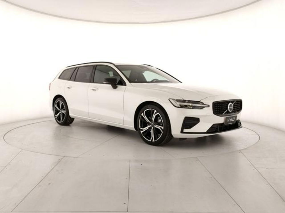 Volvo V60 nuova a Modena (6)