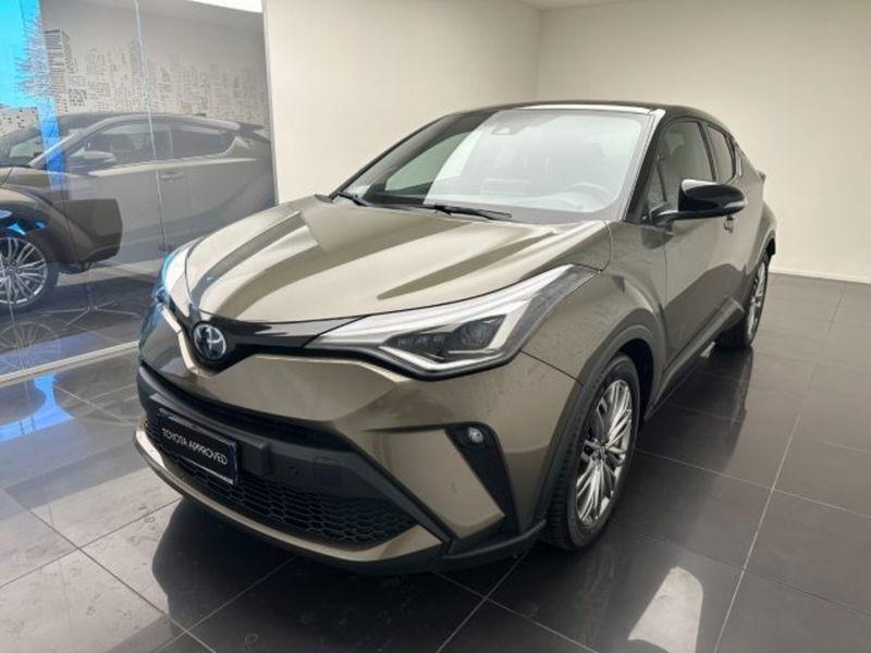 Toyota Toyota C-HR 2.0 Hybrid E-CVT Lounge  del 2022 usata a Cuneo