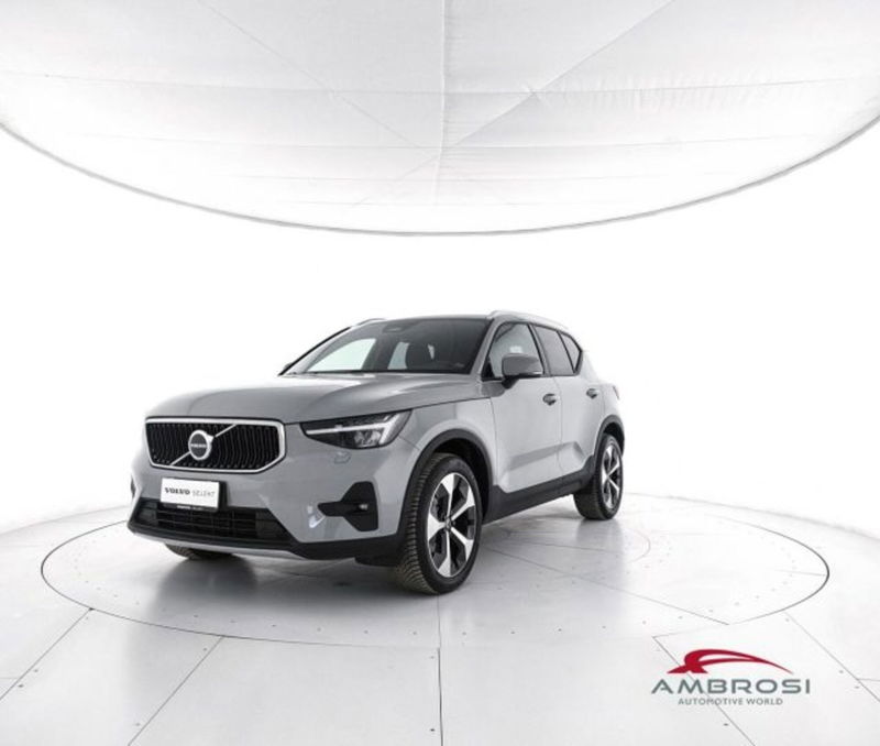 Volvo XC40 2.0 b3 Core auto del 2024 usata a Corciano