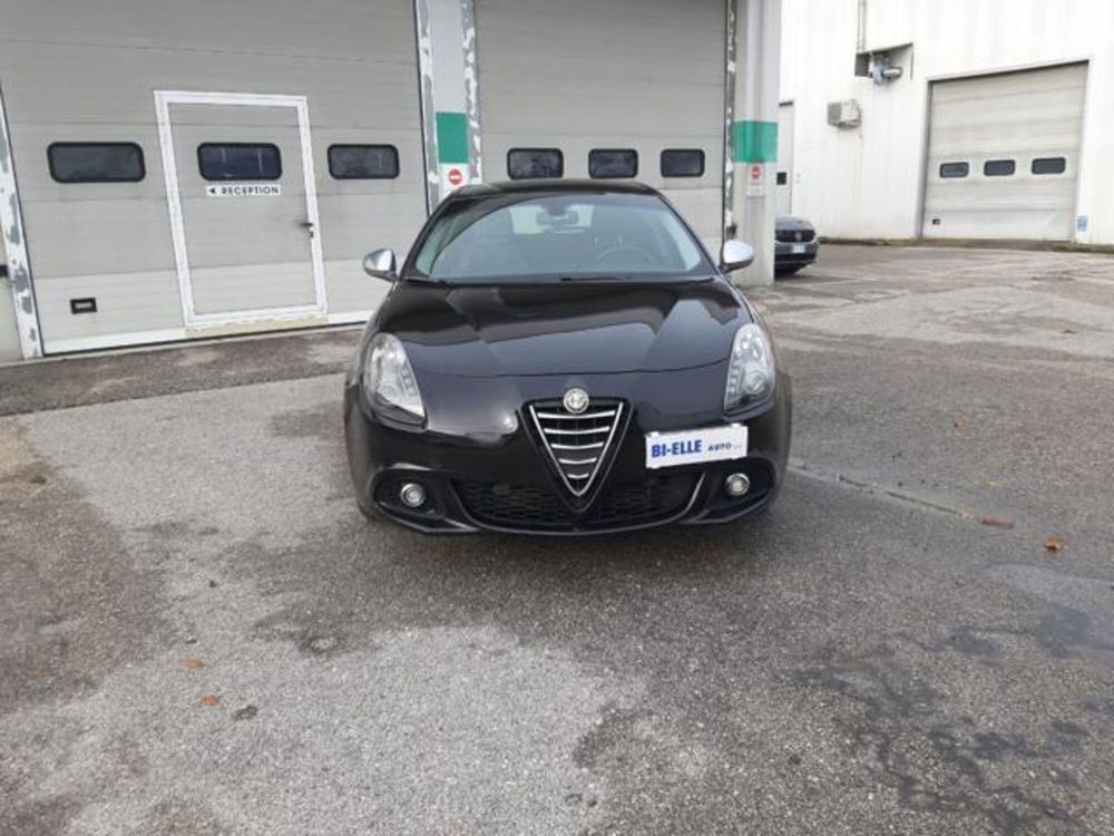 Alfa Romeo Giulietta usata a Padova (2)