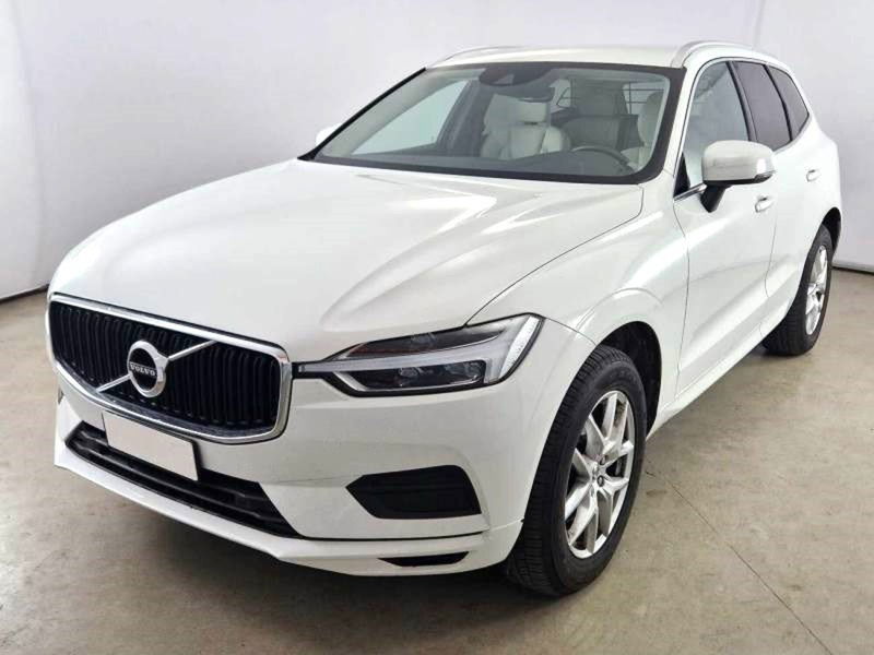 Volvo XC60 D4 Business Plus del 2019 usata a Bari