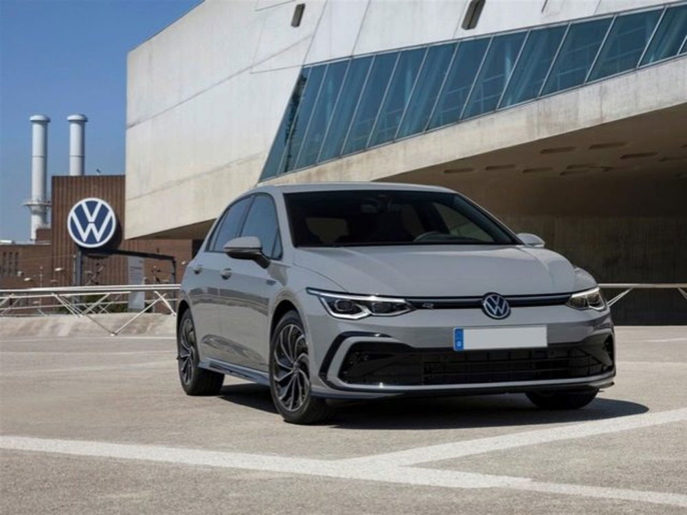 Volkswagen Golf usata a Novara