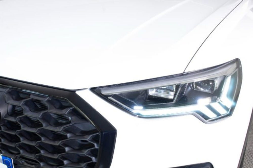 Audi Q3 Sportback usata a Novara (8)