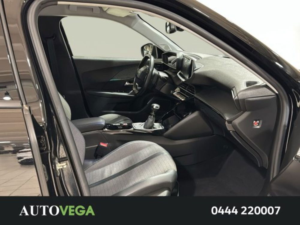 Peugeot 2008 usata a Vicenza (6)