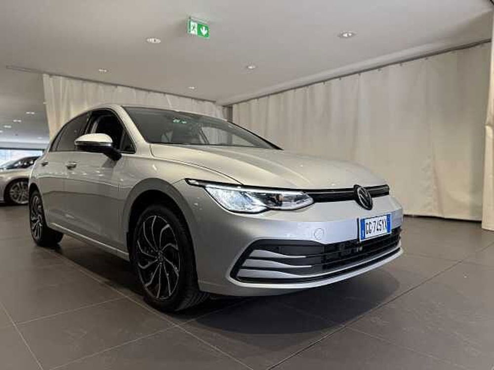 Volkswagen Golf Variant usata a Genova