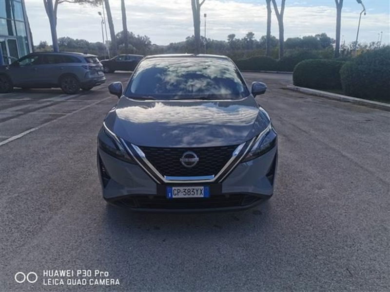 Nissan Qashqai 1.3 mhev Tekna 2wd 140cv del 2023 usata a Brindisi