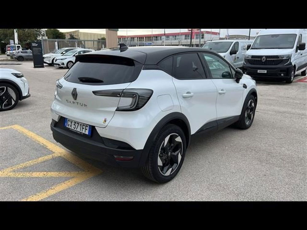 Renault Captur nuova a Brindisi (7)