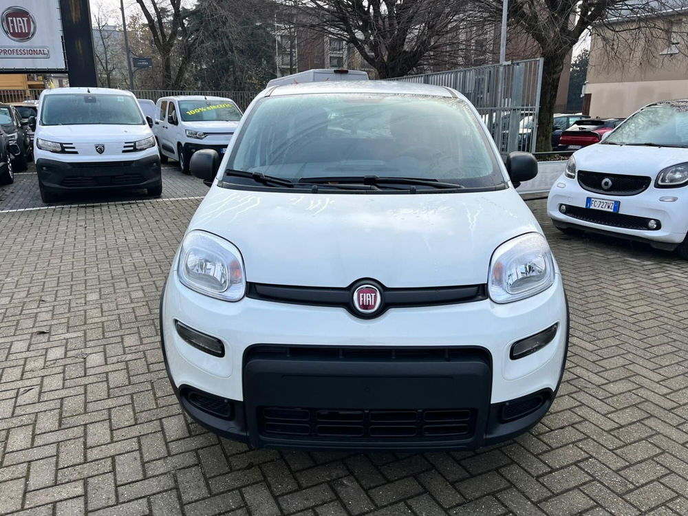 Fiat Panda Cross nuova a Milano (2)