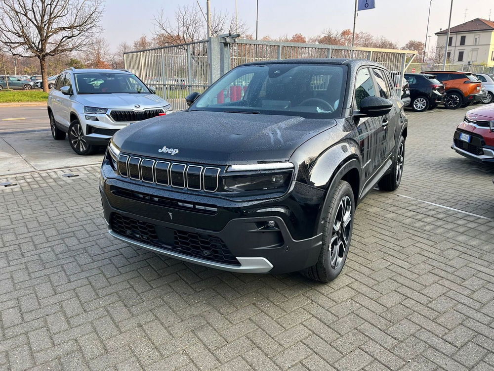 Jeep Avenger nuova a Milano