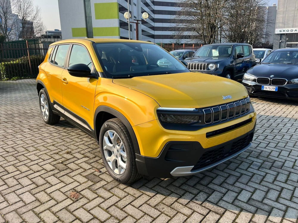 Jeep Avenger nuova a Milano (2)