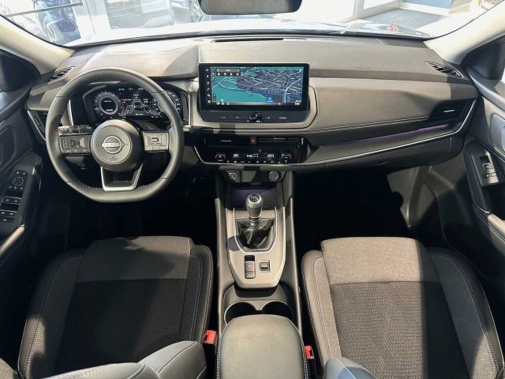 Nissan Qashqai nuova a Sondrio (12)