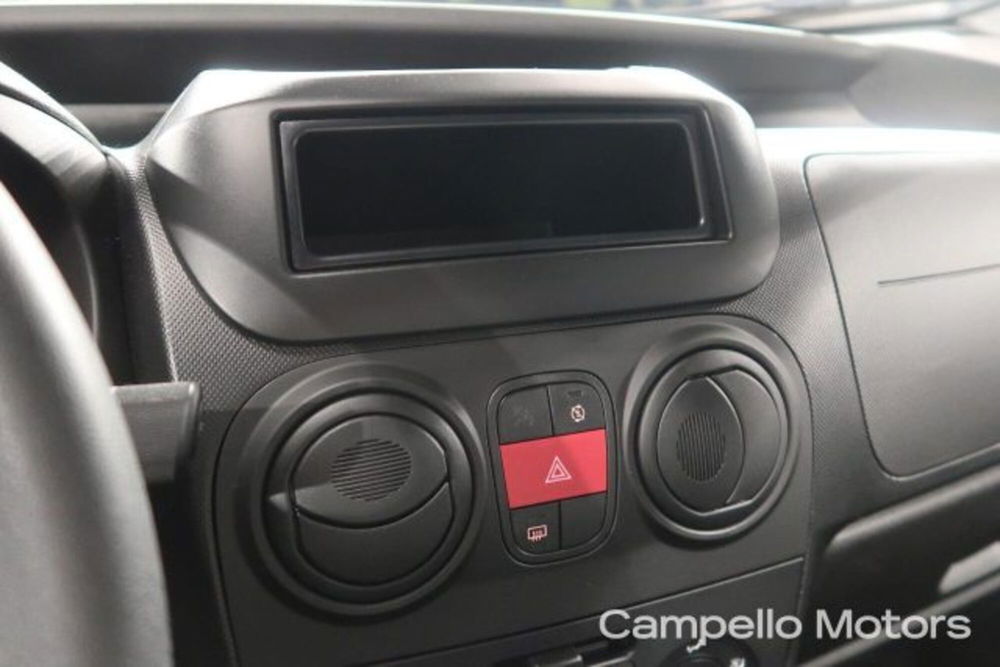 Fiat Fiorino nuova a Venezia (10)