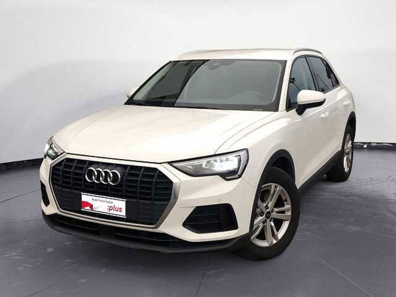 Audi Q3 35 TFSI S tronic Business  del 2021 usata a Lucca