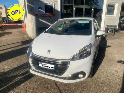 Peugeot 208 82 5p. GPL Active  del 2016 usata a Bracciano