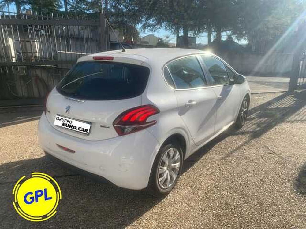 Peugeot 208 usata a Roma (9)