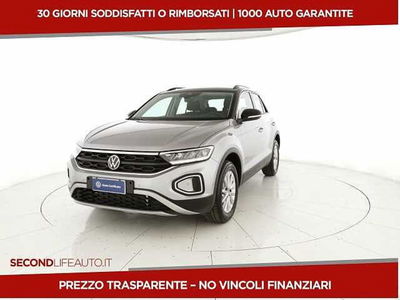 Volkswagen T-Roc 1.5 tsi Life dsg del 2023 usata a San Giovanni Teatino