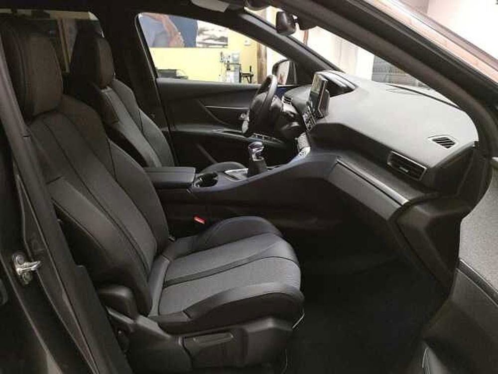 Peugeot 5008 usata a Teramo (16)