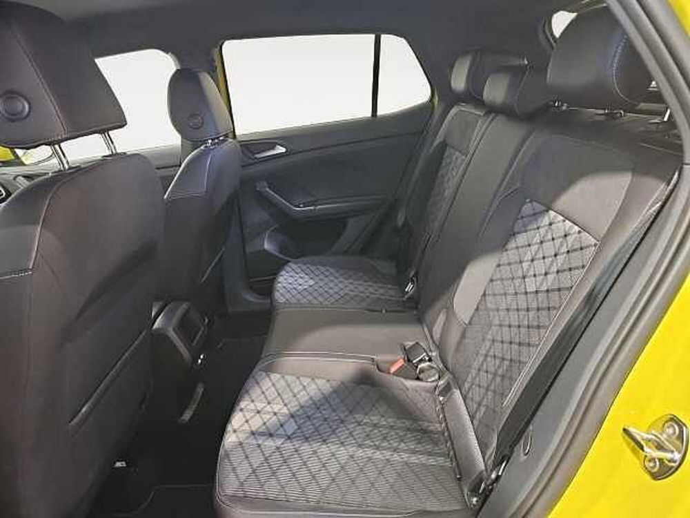 Volkswagen T-Cross usata a Lecco (11)