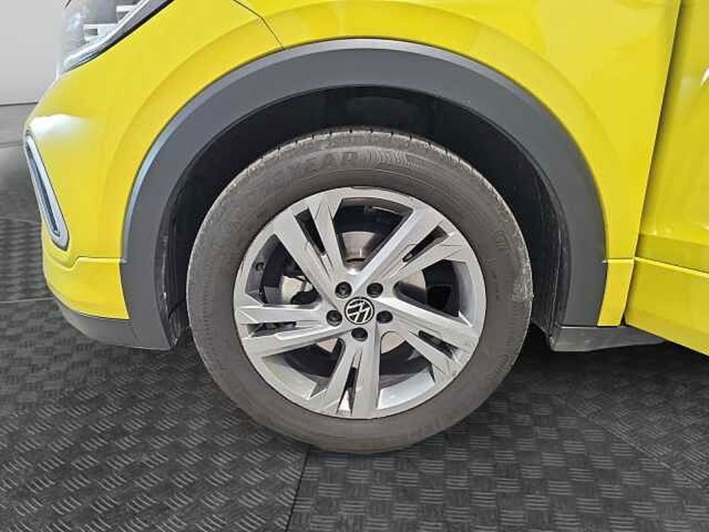 Volkswagen T-Cross usata a Lecco (13)