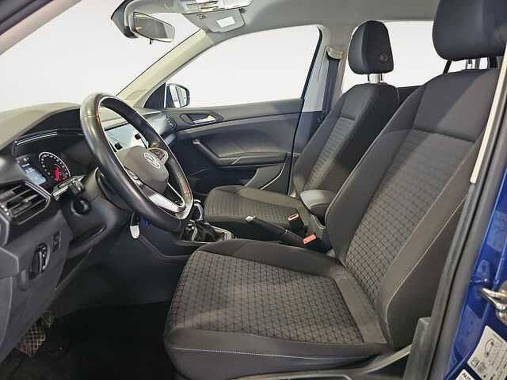 Volkswagen T-Cross usata a Lecco (11)