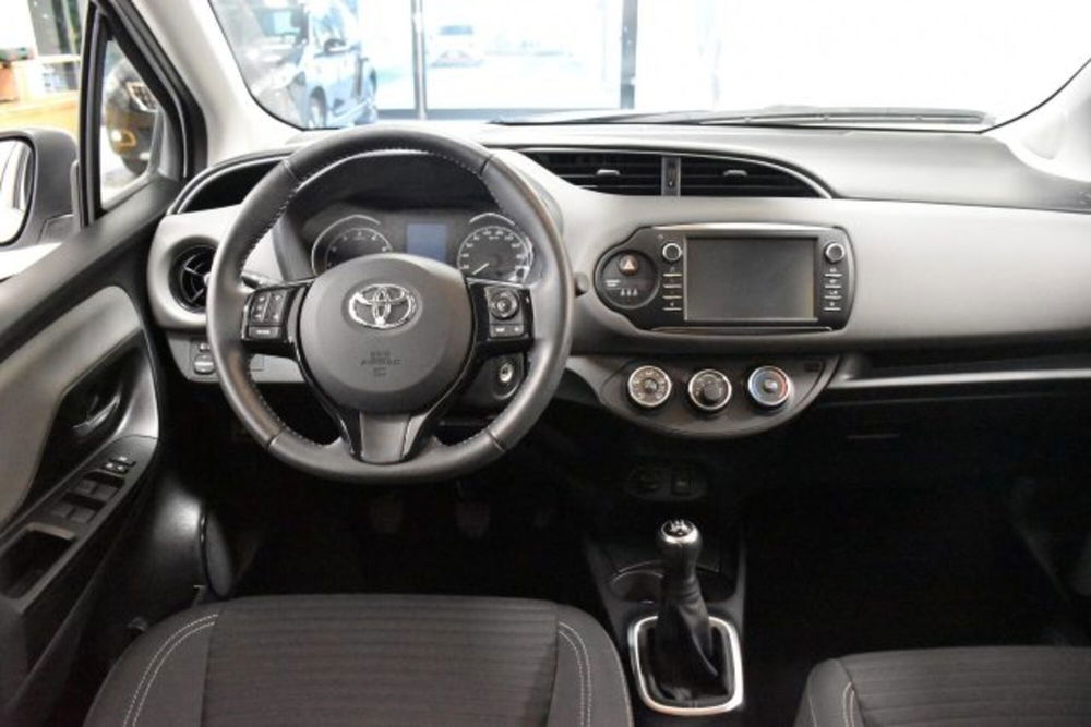 Toyota Yaris usata a Padova (16)