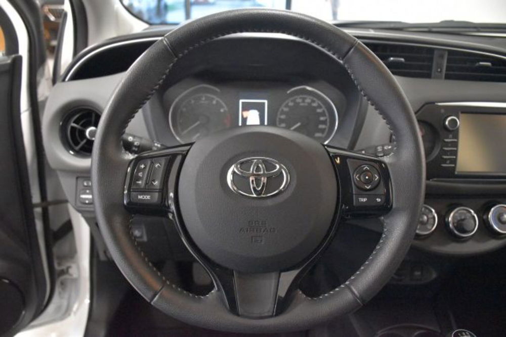 Toyota Yaris usata a Padova (18)